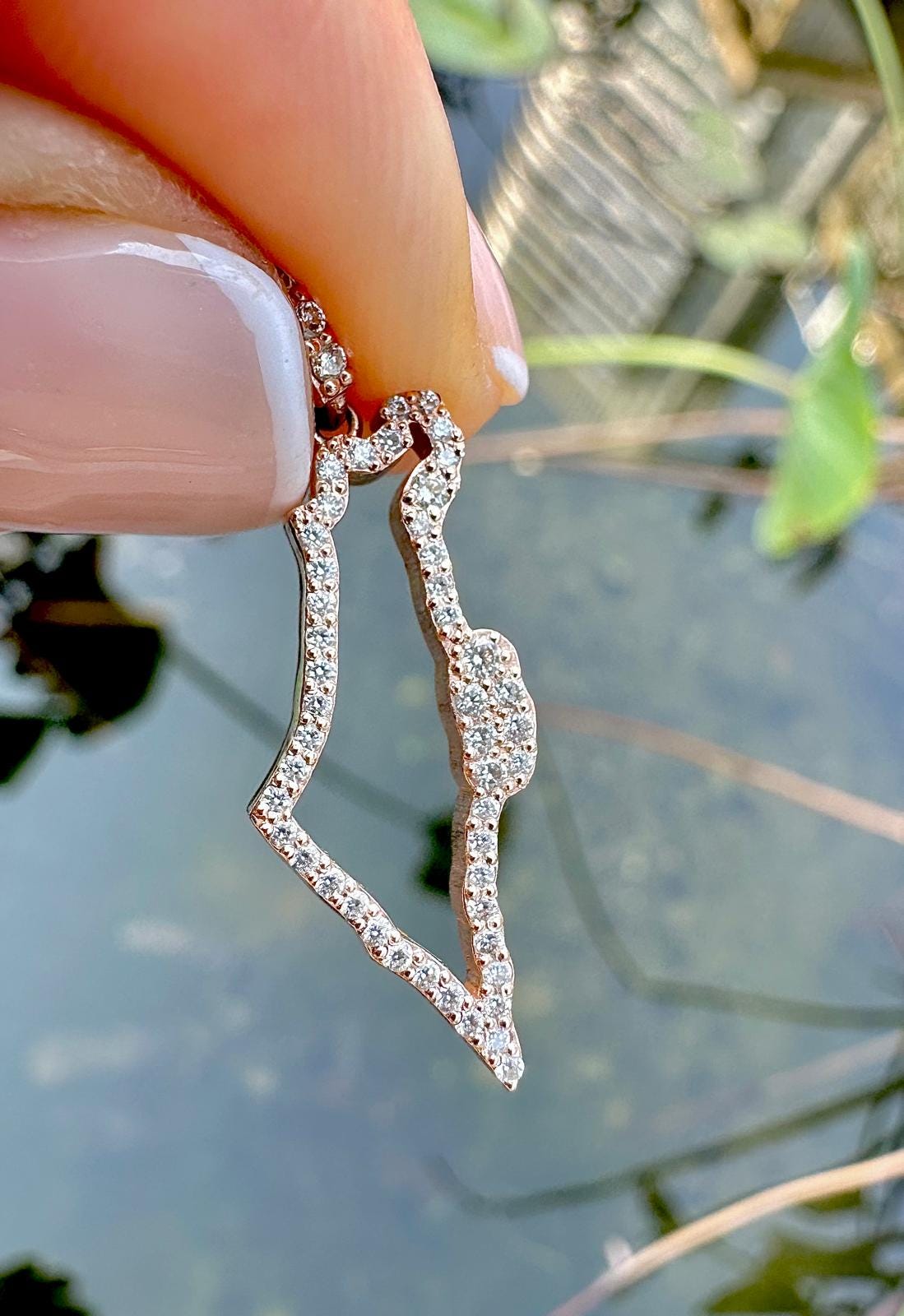 Israel Map Necklace Solid Gold with Diamonds