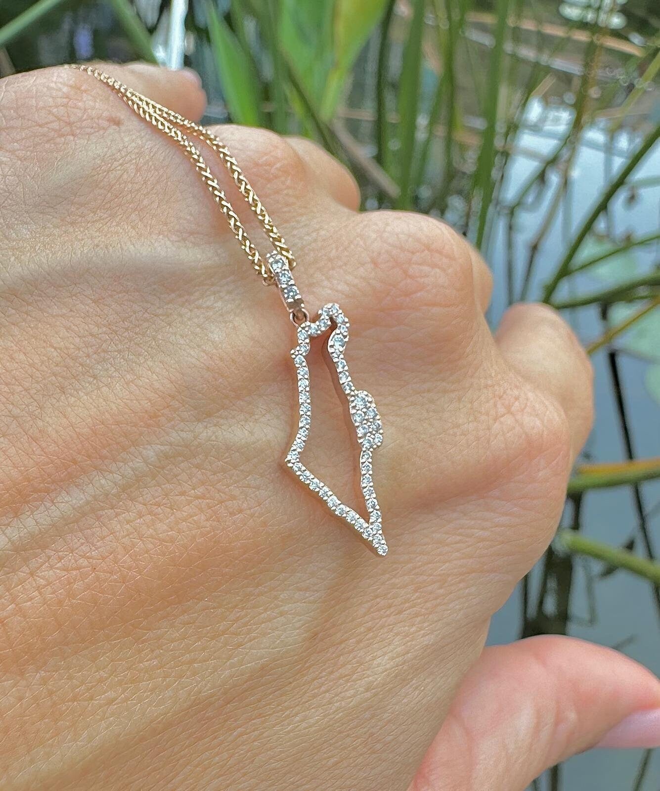 Israel Map Necklace Solid Gold with Diamonds